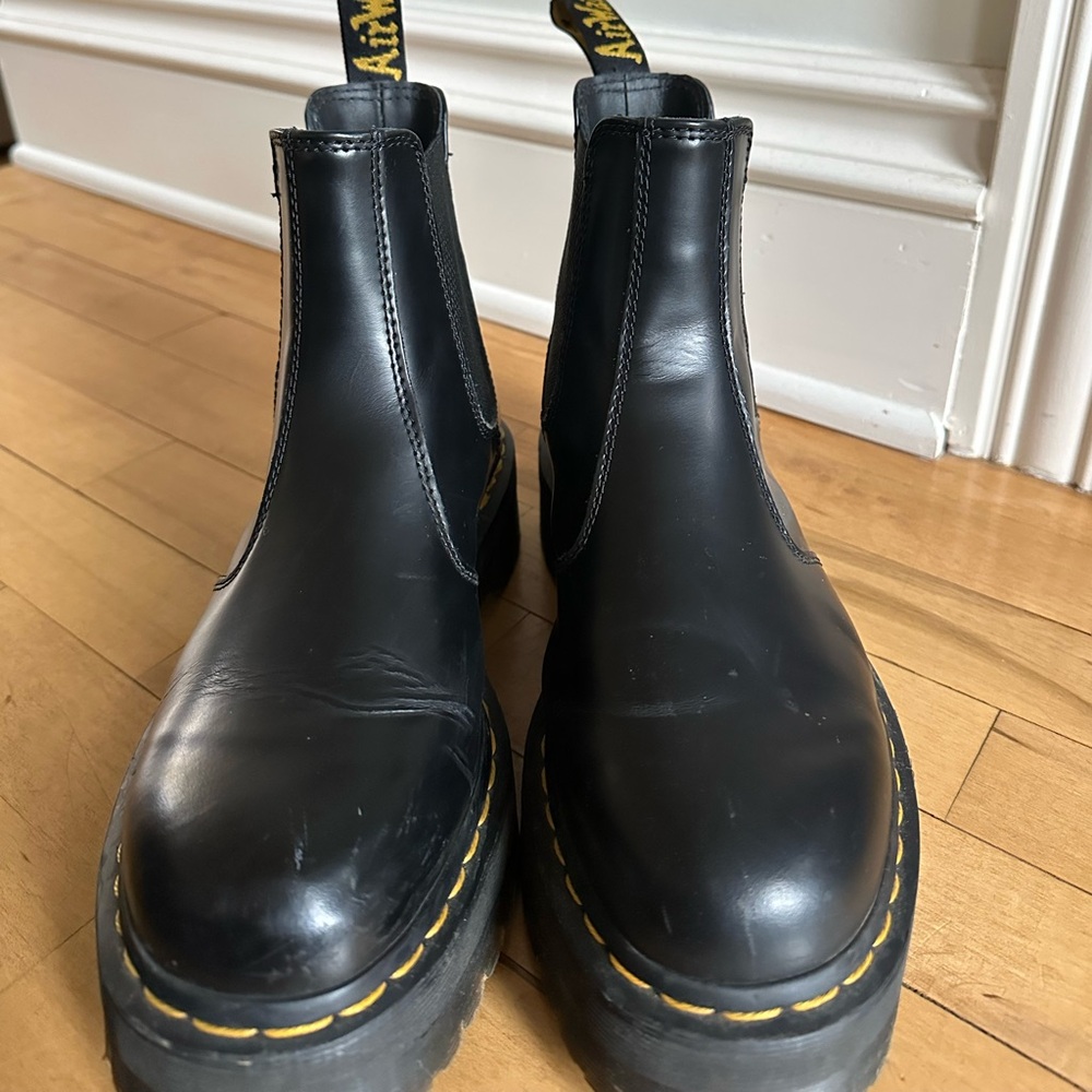 Doc Marten 2976 Platform Chelsea Boots - Picture 8 of 9